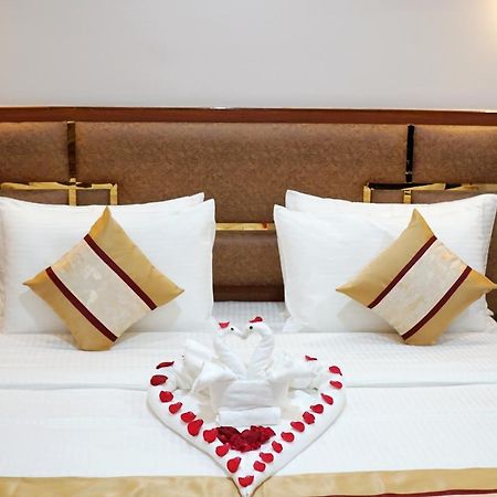 אימפאל Hotel Imolesh מראה חיצוני תמונה