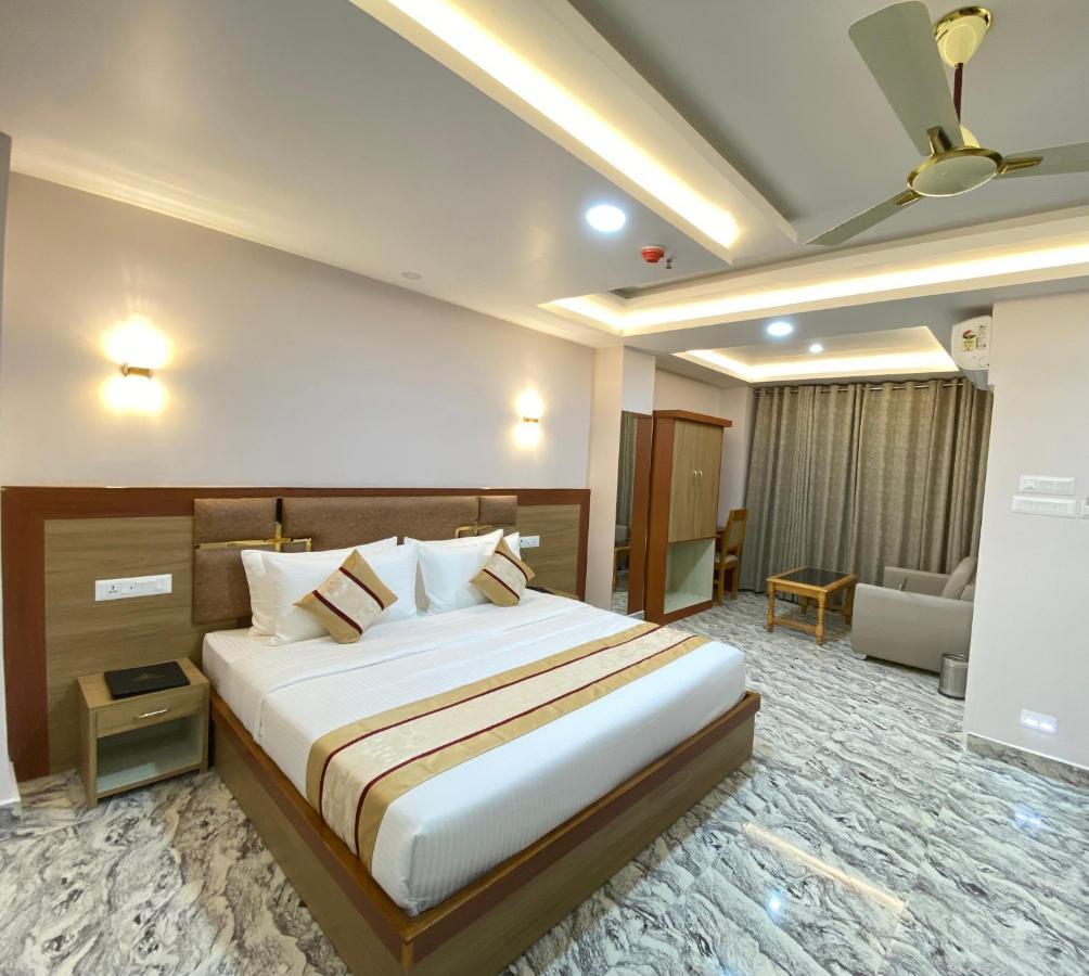 אימפאל Hotel Imolesh מראה חיצוני תמונה