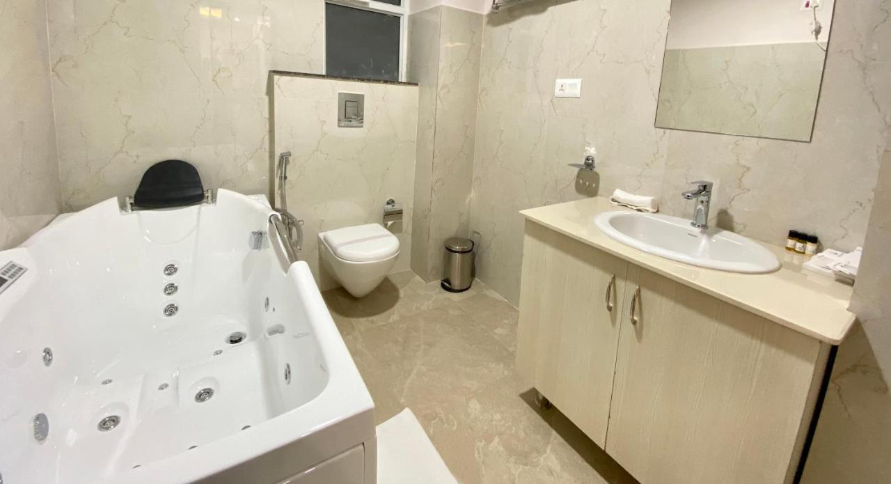 אימפאל Hotel Imolesh מראה חיצוני תמונה