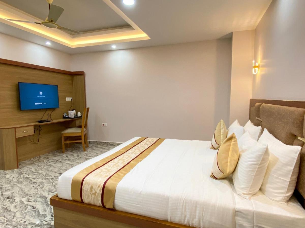 אימפאל Hotel Imolesh מראה חיצוני תמונה