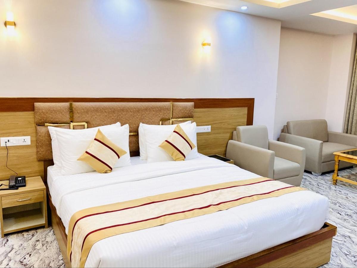 אימפאל Hotel Imolesh מראה חיצוני תמונה